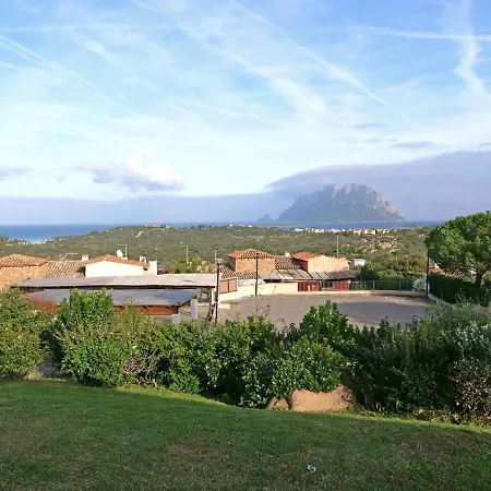 Semesterbostad Vista Sul Mare E Tavolara Budoniaffitti