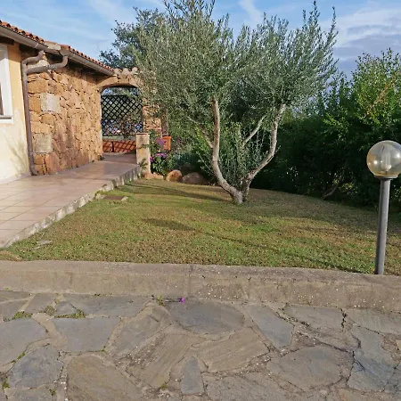Vista Sul Mare E Tavolara Budoniaffitti Vakantiehuis