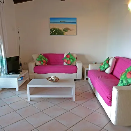 Vista Sul Mare E Tavolara Budoniaffitti Vakantiehuis *