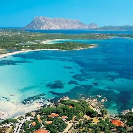Vista Sul Mare E Tavolara Budoniaffitti بيت للعطل