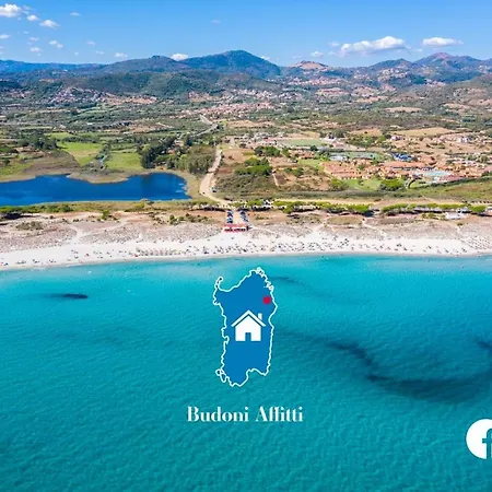 Vista Sul Mare E Tavolara Budoniaffitti Nyaraló *
