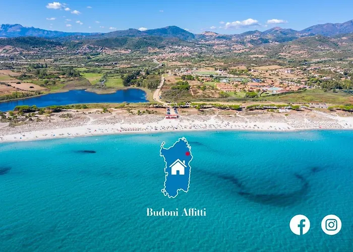 Vista Sul Mare E Tavolara Budoniaffitti Tatil Evi *