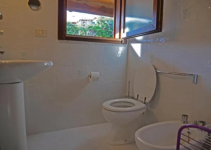 Vista Sul Mare E Tavolara Budoniaffitti Casa de Férias *